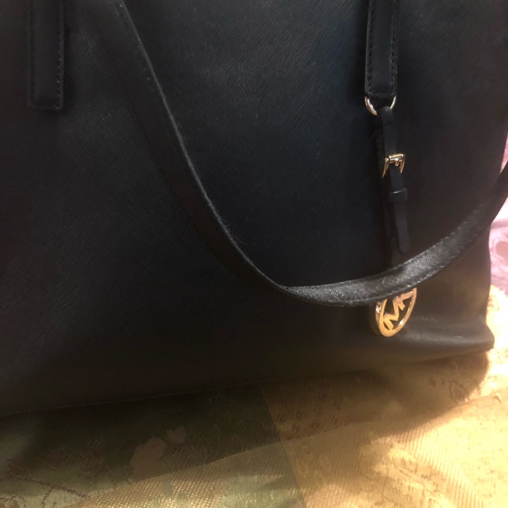 Black Michael Kor large tote